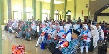 Cilacap berangkatkan Jamaah Calon Haji Kloter 44, 45 dan  46
