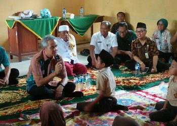 KEDATANGAN GUBERNUR GANJAR DONGKRAK NAMA MI