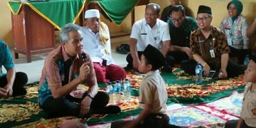 KEDATANGAN GUBERNUR GANJAR DONGKRAK NAMA MI