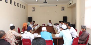 KH R ALIQ ISLACHUDIN KHOTIB SHALAT IDUL ADHA