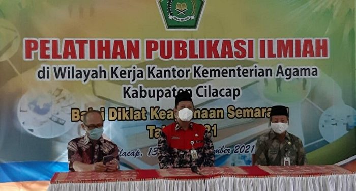 Teruslah Menulis Untuk  Menginspirasi Dan Bisa Mengubah Dunia