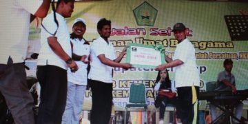 ADMAN MENDAPAT HADIAH UMRAH