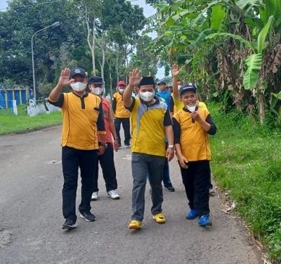 JAS OMBAK ( Jalan Sehat dan Obrolan Madrasah Bersama Kepala Kantor)