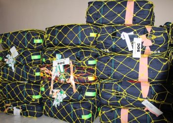 KLOTER 53 BERANGKAT MENGGUNAKAN TIGA BUS