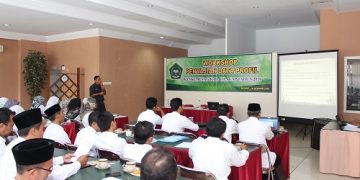INFORMASI ADALAH WAJAH SEBUAH LEMBAGA