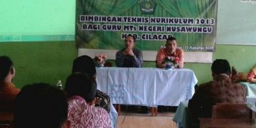 MTs Negeri Nusawungu Adakan Bintek Kurikulum 2013