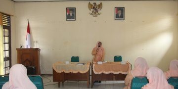 WANITA HARUS MAMPU MENJADIKAN SUAMI BERKUALITAS