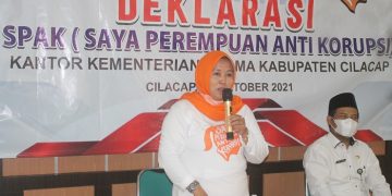 Deklarasi SPAK DWP Kankemenag Cilacap, Imam Tobroni Ingatkan Anti Korupsi Dimulai Dari Peran Ibu