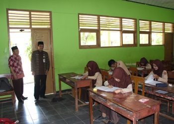 Kakankemenag Monitor Pelaksanaan UAMBN MA