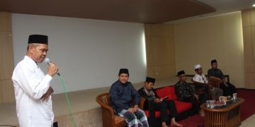 HAFAL AL QURAN DENGAN MENGULANG-ULANG
