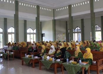 TANAMKAN NILAI SILATURAHMI DALAM DUNIA PENDIDIKAN