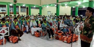 Cilacap Berangkatkan 360 CJH Kloter 3 SOC