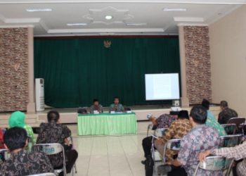 ORANG BIJAK BERFIKIR RADIKAL