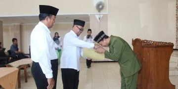 202 PENYULUH AGAMA ISLAM NON PNS TERIMA SK