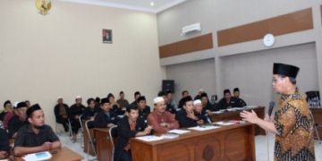 GANDENG PEMKAB, KEMENAG BIMBING TAKMIR MASJID