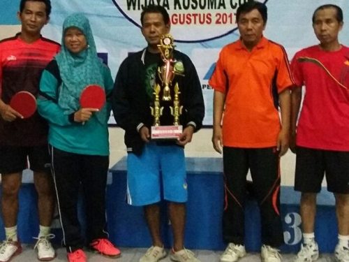 Atlet Kemenag Cilacap Raih Juara Tiga Turnamen Tenis Meja Wijaya Kusuma Cup