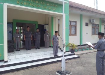 Plt Kakankemenag Kab Cilacap, Imam Tobroni Mengikuti Apel Pertama