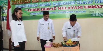 JADIKAN PENGHARGAAN SEBAGAI PEMACU PRESTASI