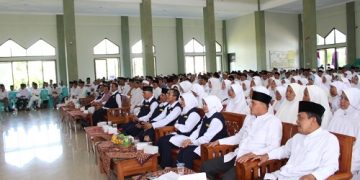JAMAAH CALON HAJI DIIMBAU ANTASIPASI CUACA PANAS