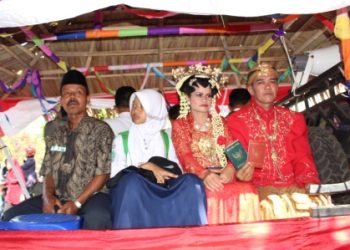 KEMENAG TAMPIL SEDERHANA PADA KARNAVAL