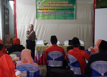 MASYARAKAT AGAR MENJADI POLISI BAGI DIRI SENDIRI