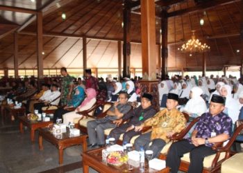 BUPATI MOHON DOA UNTUK CILACAP YANG SEJAHTERA