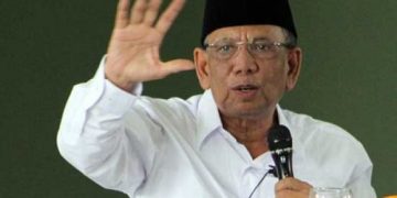 Rencana Pemakaman KH Hasyim Muzadi dan  Biografi Singkatnya