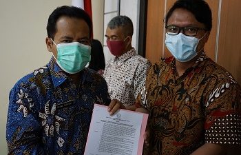 Sebanyak 6 Penyuluh Agama Katolik Non PNS, terima SK
