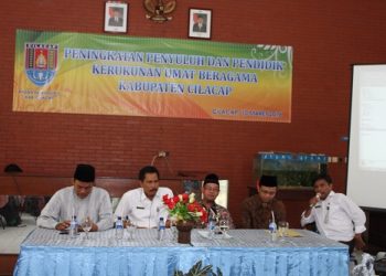 BANGUN KEHARMONISAN UMAT BERAGAMA MELALUI PENINGKATAN PENYULUH DAN PENDIDIK