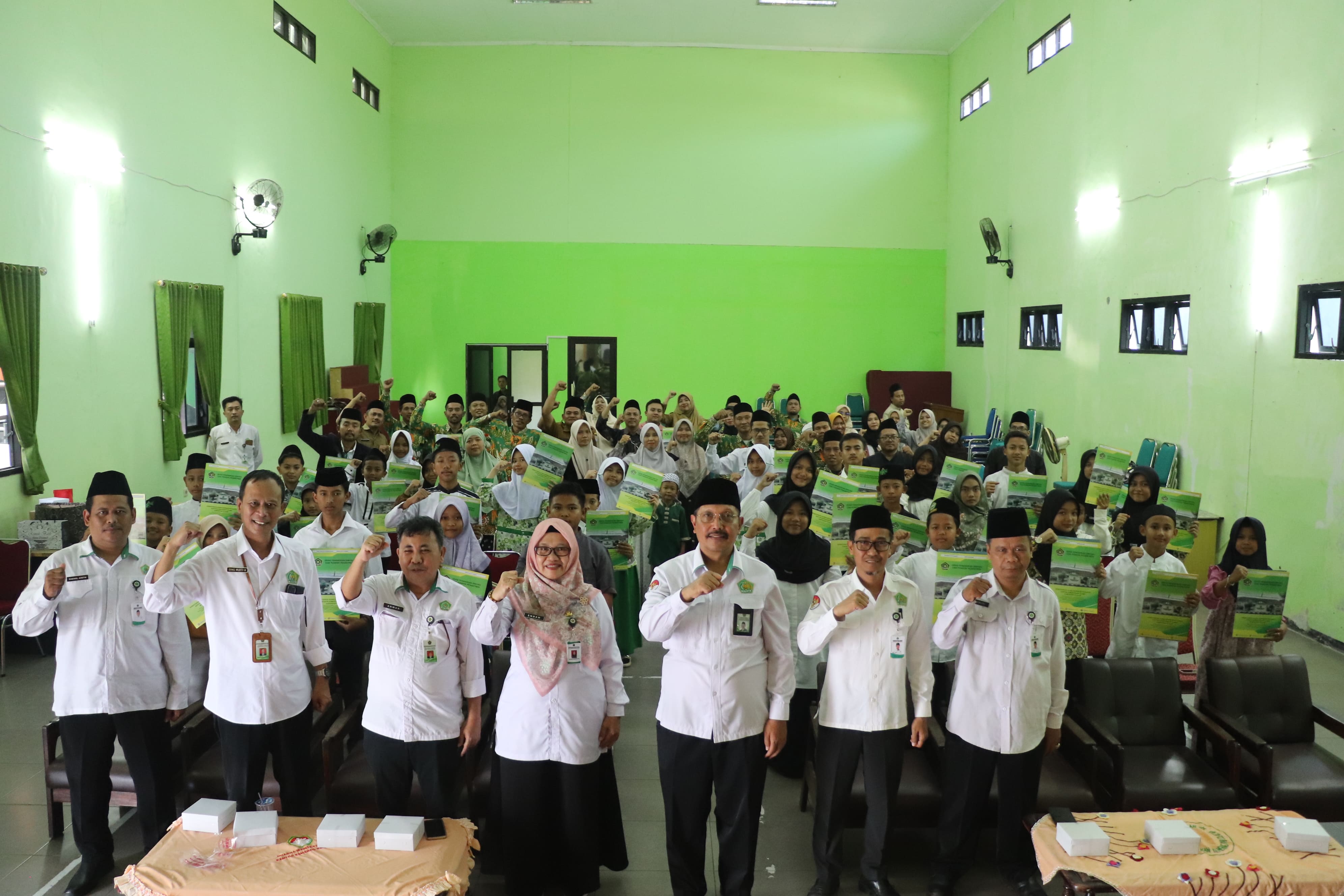 Kakankemenag Cilacap Kukuhkan Kontingen Porsadin 2026, Siap Berlaga di Tingkat Provinsi